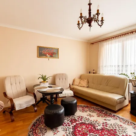 Podgorska Comfort By Bookinghost *