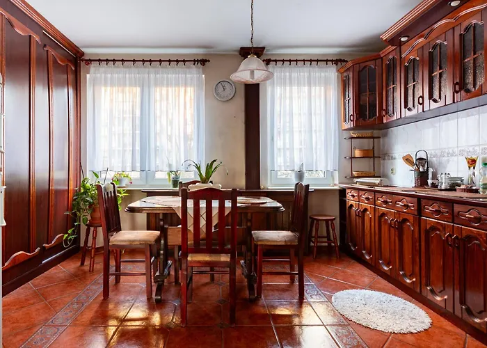 Apartment Podgorska Comfort By Bookinghost *